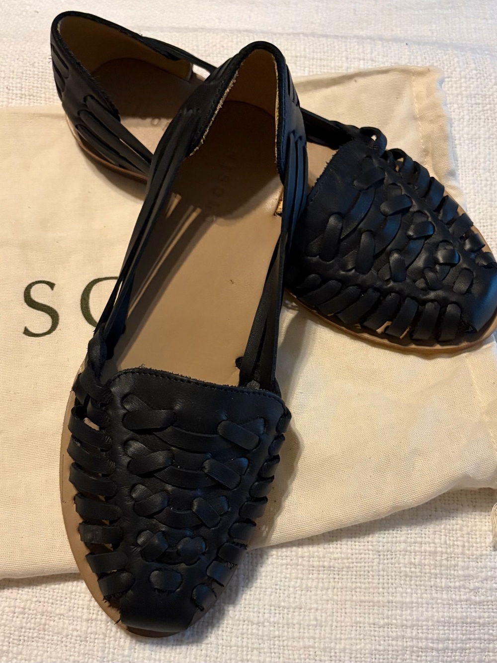 Nisolo women’s huaraches sandals. Black leather. Size 7.5. New - no box.